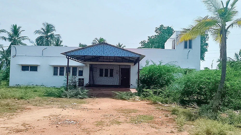 லோக்கல் போஸ்ட்