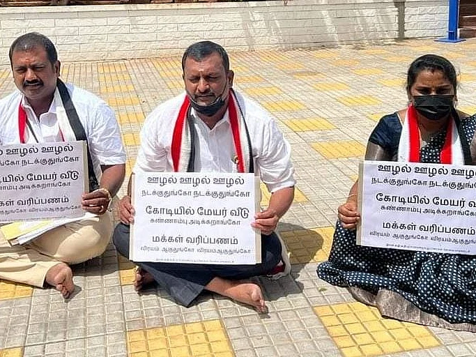 கோவை: ``மேயர் வீட்டை அலங்கரிக்க ரூ.1 கோடி..!" - கொதிக்கும் அதிமுக உறுப்பினர்கள்