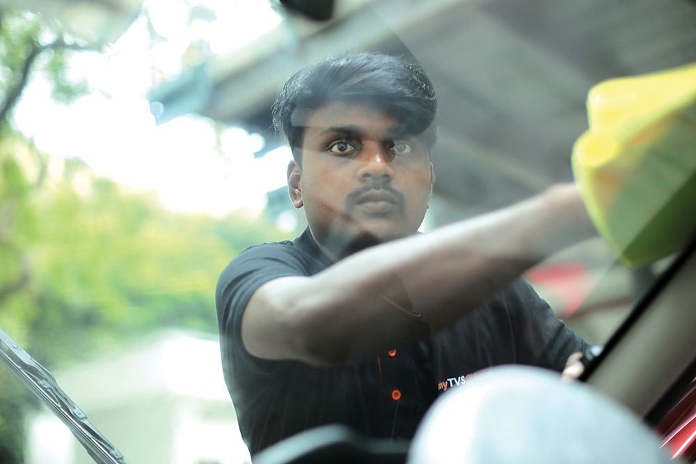 "நம் இடத்துக்கே வந்து, நம் கண் எதிரிலேயே... கார் சர்வீஸ்! - ’மை டிவிஎஸ்’ நிறுவனத்தின் சர்வீஸ்!