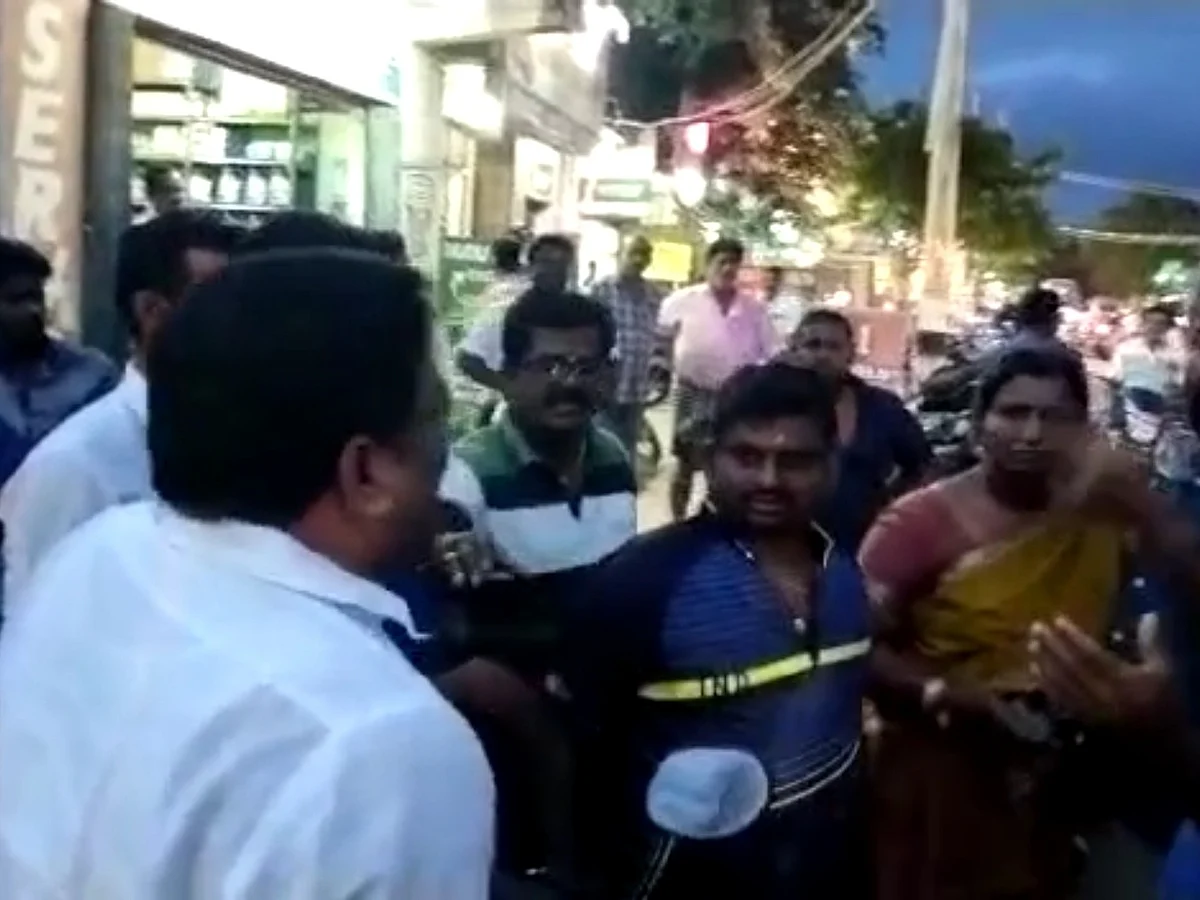 'நான் அறந்தாங்கி நகரம்டா...’ `நான் மாநிலம்டா'; ஃபிளெக்ஸ் பேனர் தகராறு, பாஜக-வினரிடையே மோதல்