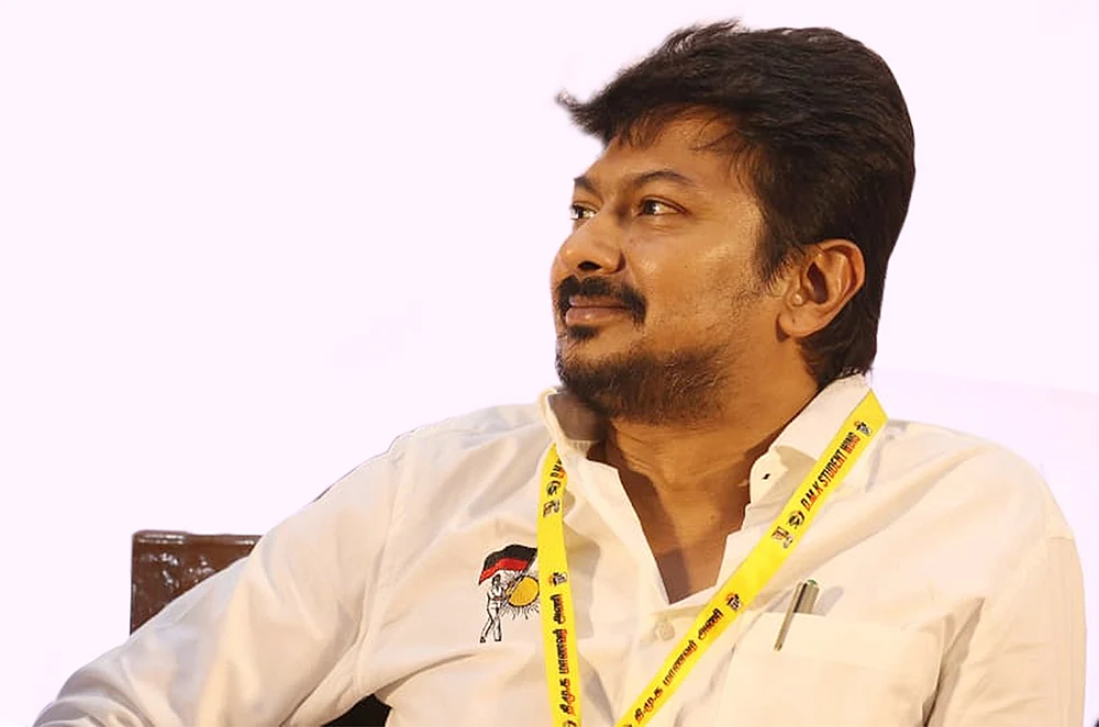 உதயநிதி போற்றி போற்றி!