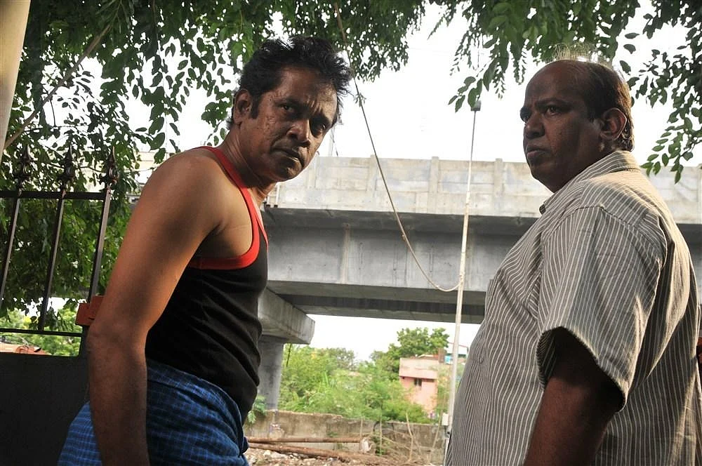 குரங்கு பொம்மை படத்தில்