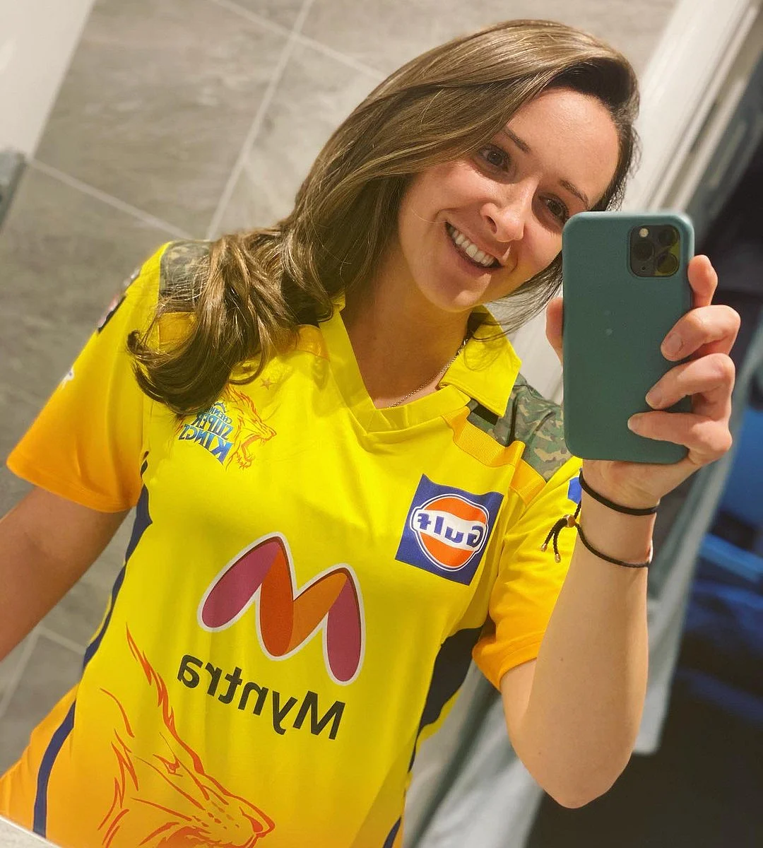 Kate Cross