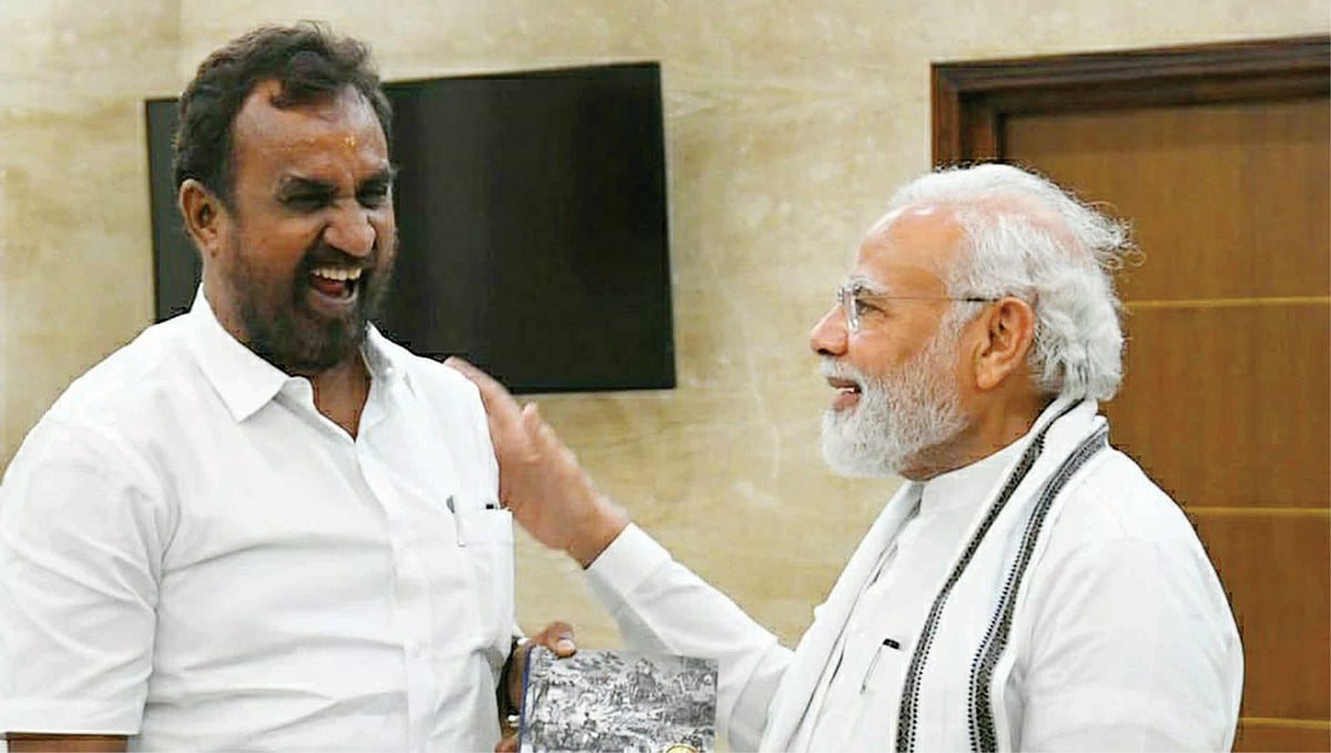 பாஜக-வின் `கோவை’ அசைன்மென்ட்! - அதிர்ச்சியில் எஸ்.பி. வேலுமணி