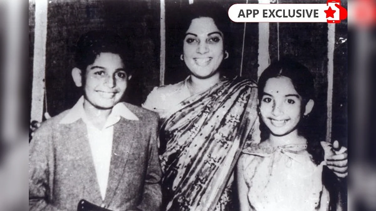 Jayalalitha tells about her Mother Sandhya