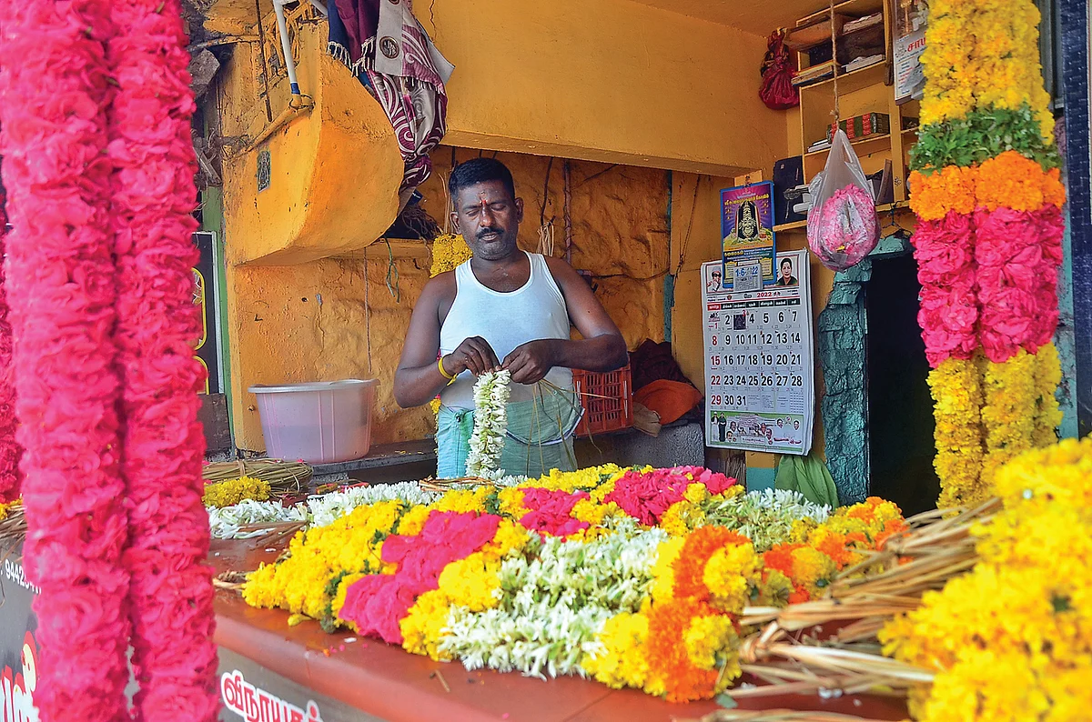 பூ கட்டும் தொழில்