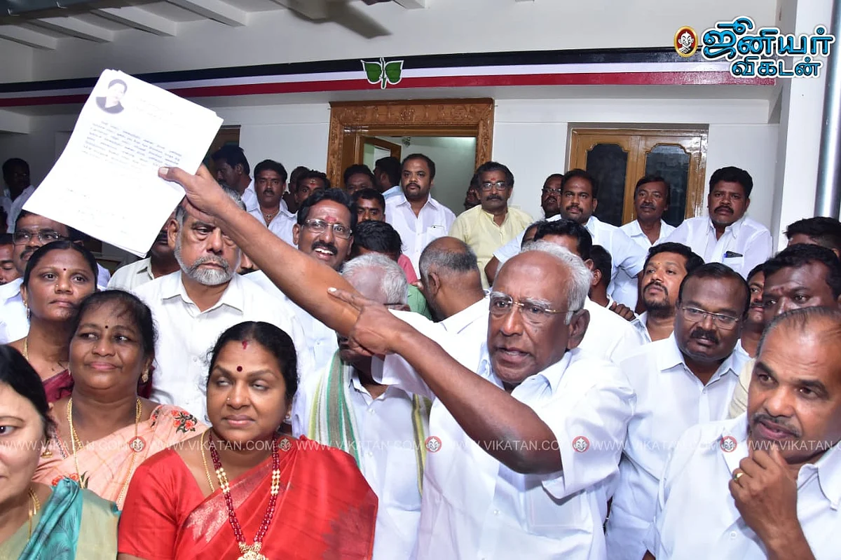 தேனி மாவட்ட செயலாளர் சையதுகான்