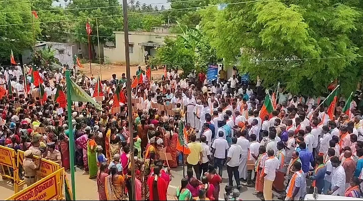 பாஜக ஆர்ப்பாட்டம்