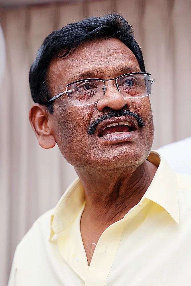 உதயநிதி போற்றி போற்றி!