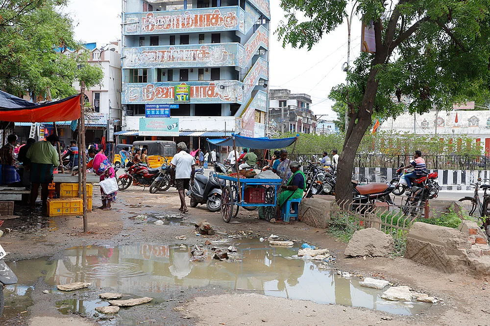ஆணையர் Vs ஆளுங்கட்சி... தவிக்கும் தஞ்சை மாநகராட்சி!