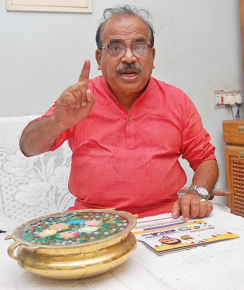 சின்னத்தை பா.ஜ.க முடக்கும்... அதில் அ.தி.மு.க தீர்ந்துபோகும்! - நாஞ்சில் சம்பத் ‘நறுக்’