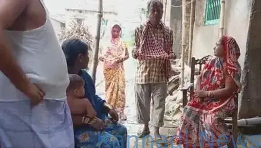 பீகார் - யாசகம் கேட்கும் தம்பதி