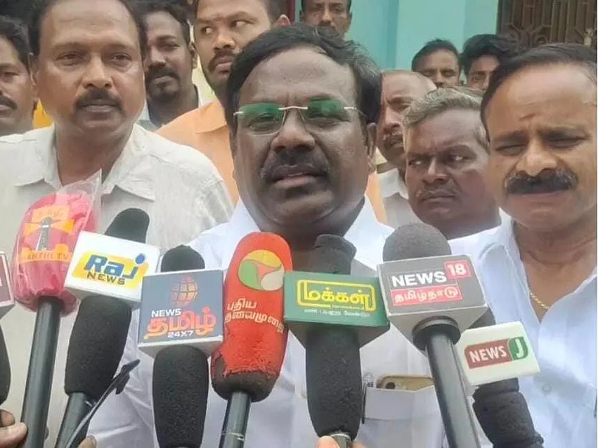 அரியலூர்: ``அரசாணை வெளியிட்டால் மட்டும் போதாது; பட்டாவும் வழங்க வேண்டும்!" - அரசை வலியுறுத்தும் பாமக