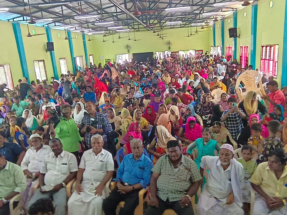 கடல் கடந்து ஒன்றுகூடிய 2 ஆயிரம் இஸ்லாமியர்கள்; பெண்பார்க்கும் படலம், களைகட்டிய நிகழ்ச்சி!
