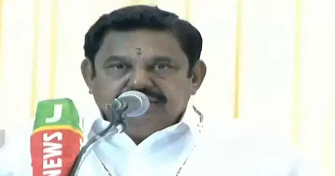 Live அதிமுக: ``அவைத்தலைவர் தமிழ்மகன் உசேன் தேர்வு செல்லாது; பதவிவெறியில் நடந்தது பொதுக்குழு அல்ல” - வைத்திலிங்கம்