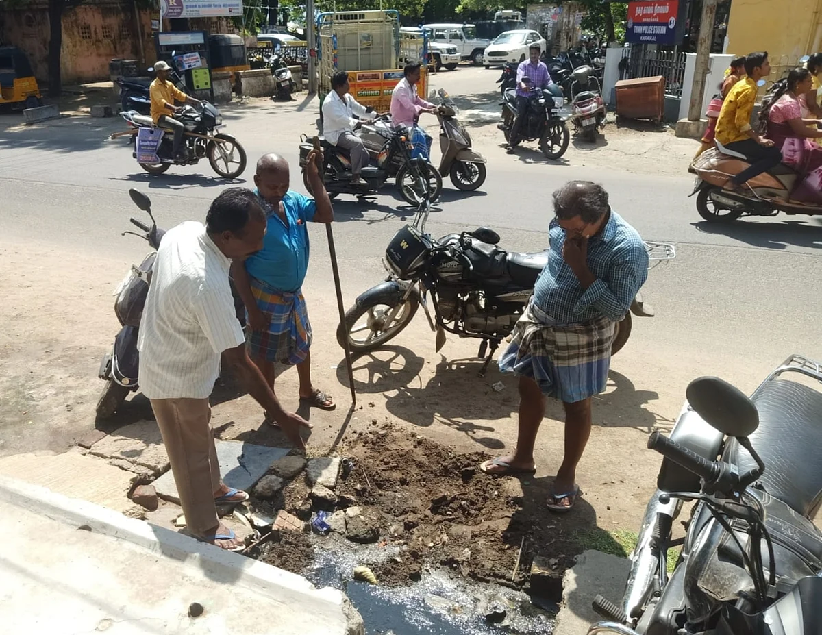 குடிநீரில் கழிவுநீர் கலப்பு