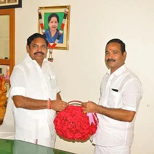 எடப்பாடி பழனிசாமியுடன் ப.குமார்