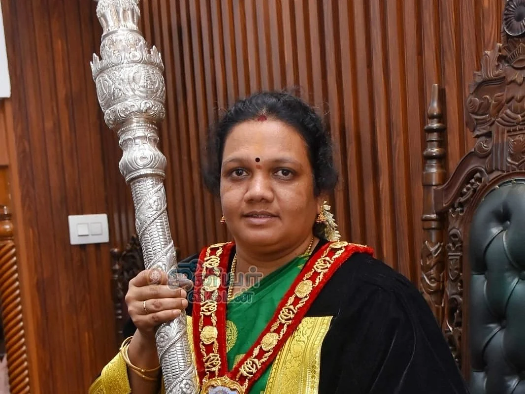 மேயருக்கு எதிராக பொங்கிய திமுக கவுன்சிலர்கள் - மதுரை மாநகராட்சியில் வெடித்த உட்கட்சி கலகம்?!