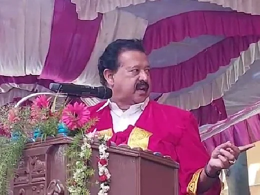 விழுப்புரம்: ``அமைச்சர் பேரையும் போட்டிருக்கலாமே..!" - மஸ்தானுக்காகப் பேசிய பொன்முடி; என்ன நடந்தது?