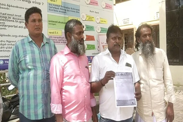 பாதிக்கப்பட்டவரின் உறவினர்கள்