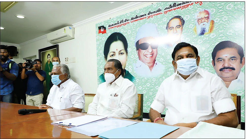 மிஸ்டர் கழுகு: சிவசேனா பிளவு தந்த பாடம்... உதயநிதிக்கு ‘நோ’ சொன்ன ஸ்டாலின்!