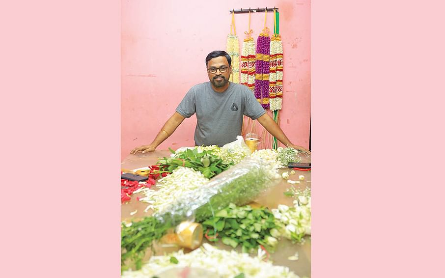 ஆண்டுக்கு ரூ.10 கோடி... கடல் தாண்டும் மலர்கள்... கலக்கும் சென்னை தொழிலதிபர்!