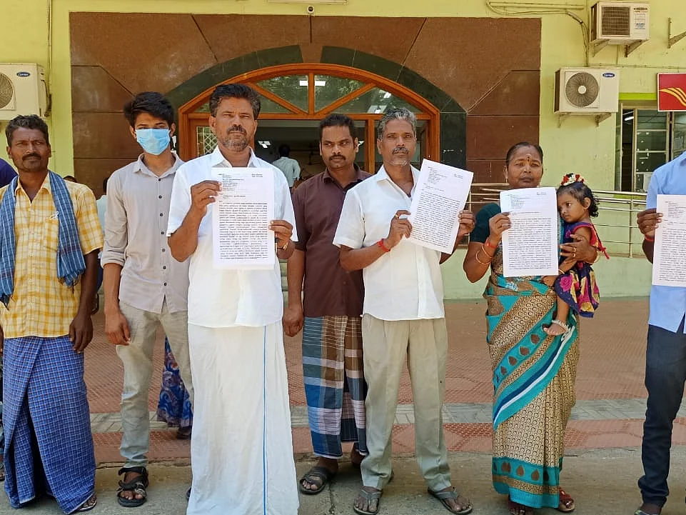 விழுப்புரம்: தனிநபர் இடத்தை அபகரிக்க முயன்றாரா மாவட்ட சேர்மன் - இரு தரப்பும் சொல்வதென்ன?