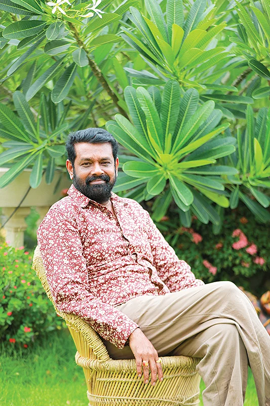 உயரப் பறக்கும் கோலிவுட் கொடி!