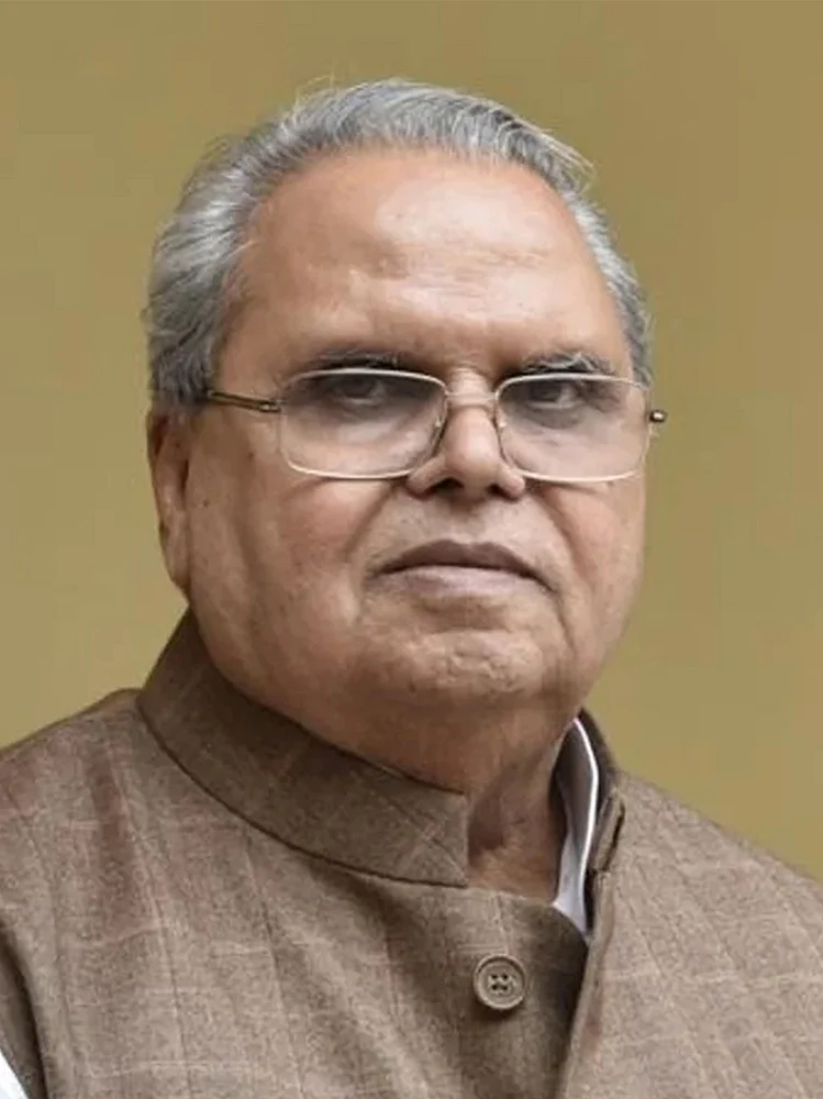 கலகக்குரல் எழுப்பும் மேகாலயா ஆளுநர்!