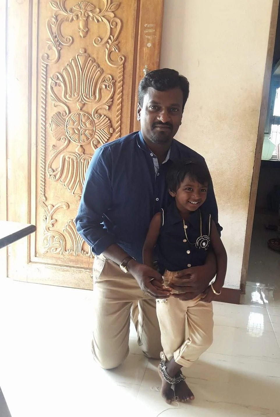 அஷ்மிதா அவர்களுடன் நான்..