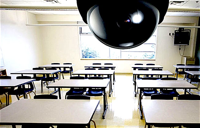 Delhi: அரசுப்பள்ளிகளில் சிசிடிவி கேமராக்கள்; நேரலையில் காண பெற்றோர்களுக்கு ஏற்பாடு! 