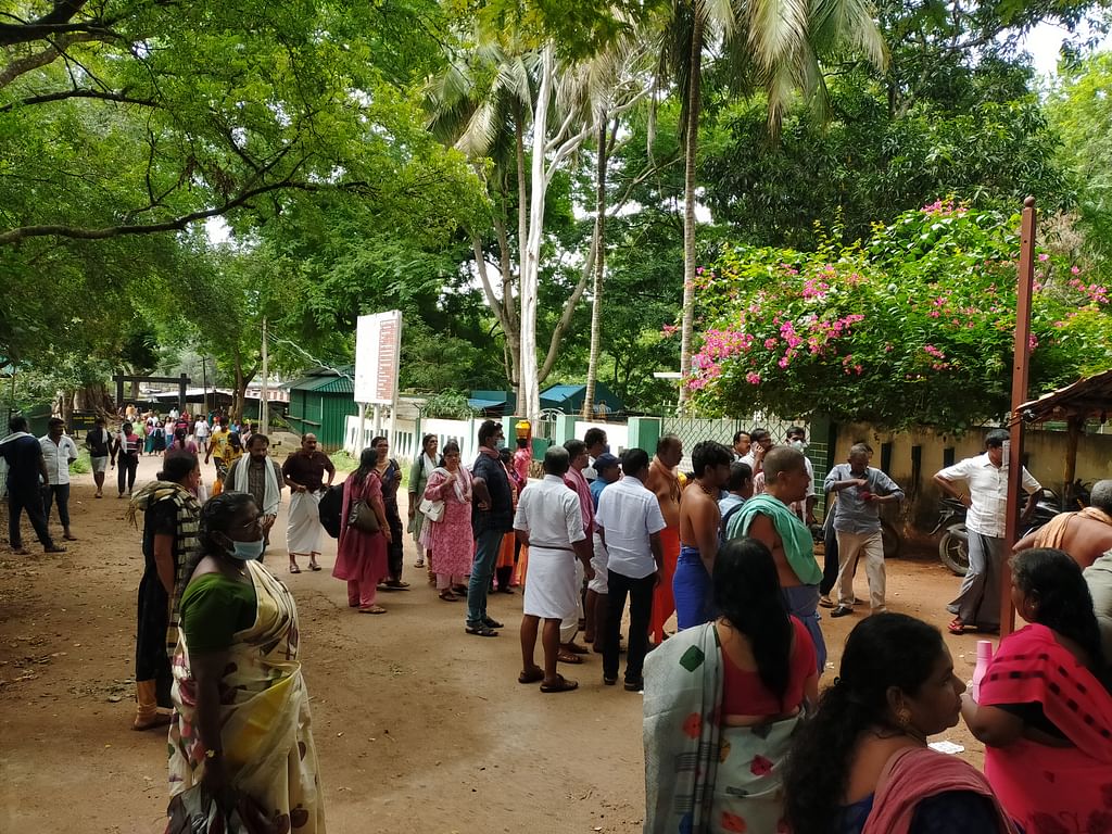 சுற்றுலாப் பயணிகள்