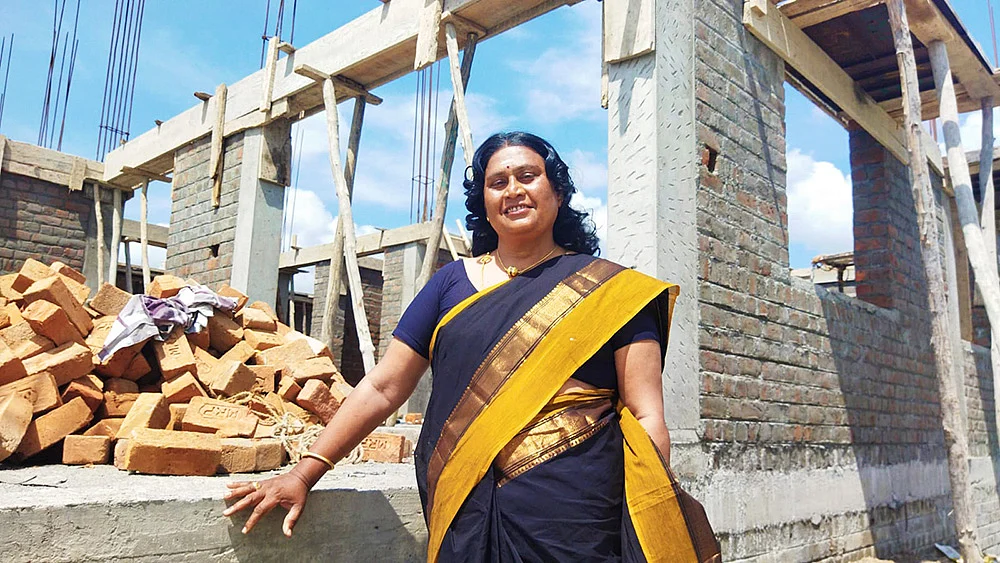 ``உழைக்கணும், சாதிக்கணும்னு
நினைக்கிற திருநங்கைகள் இங்க வாங்க!”