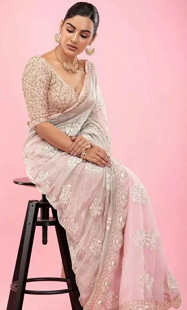 சம்யுக்தா மேனன்