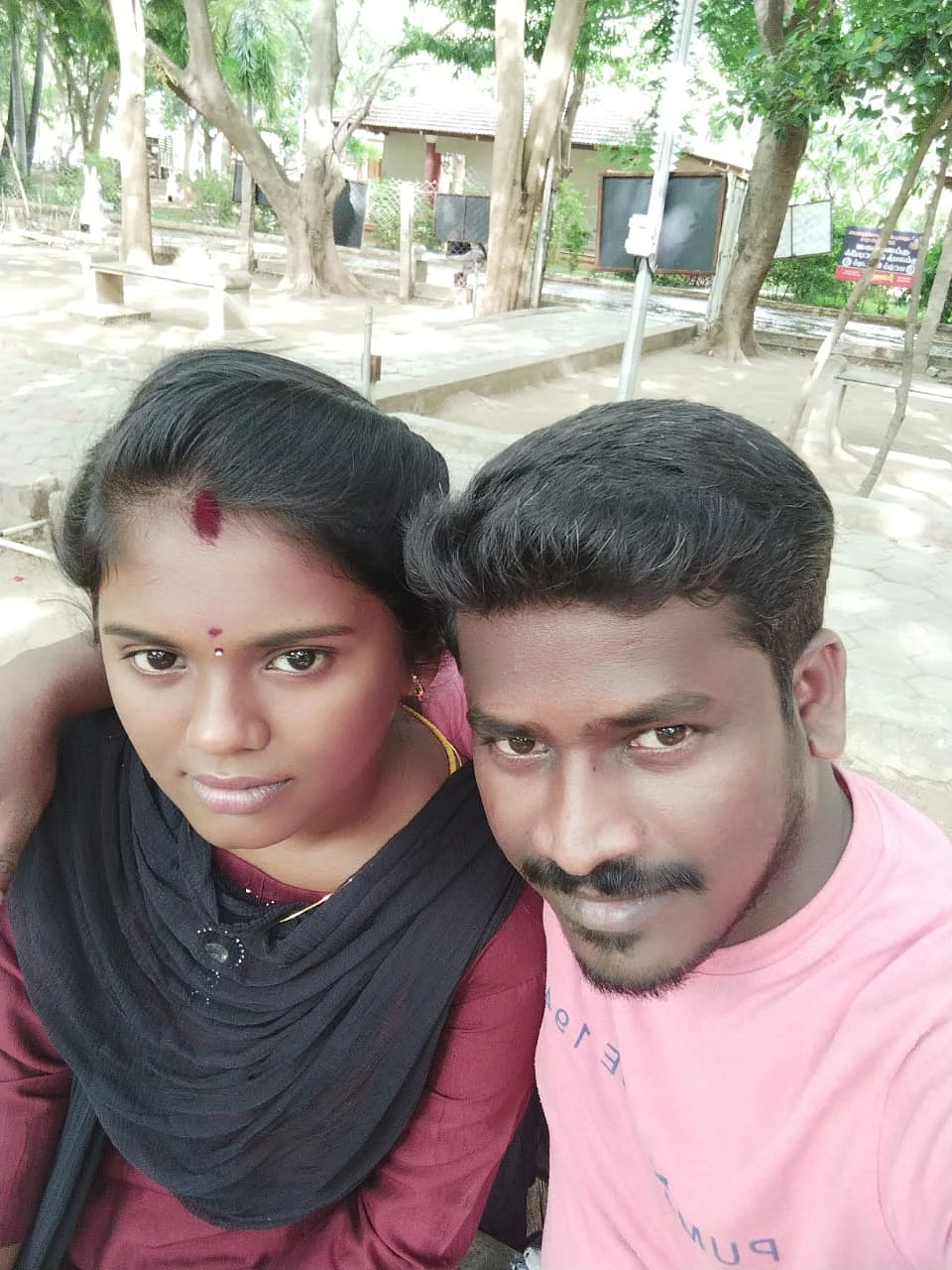 கொலைசெய்யப்பட்ட தம்பதி