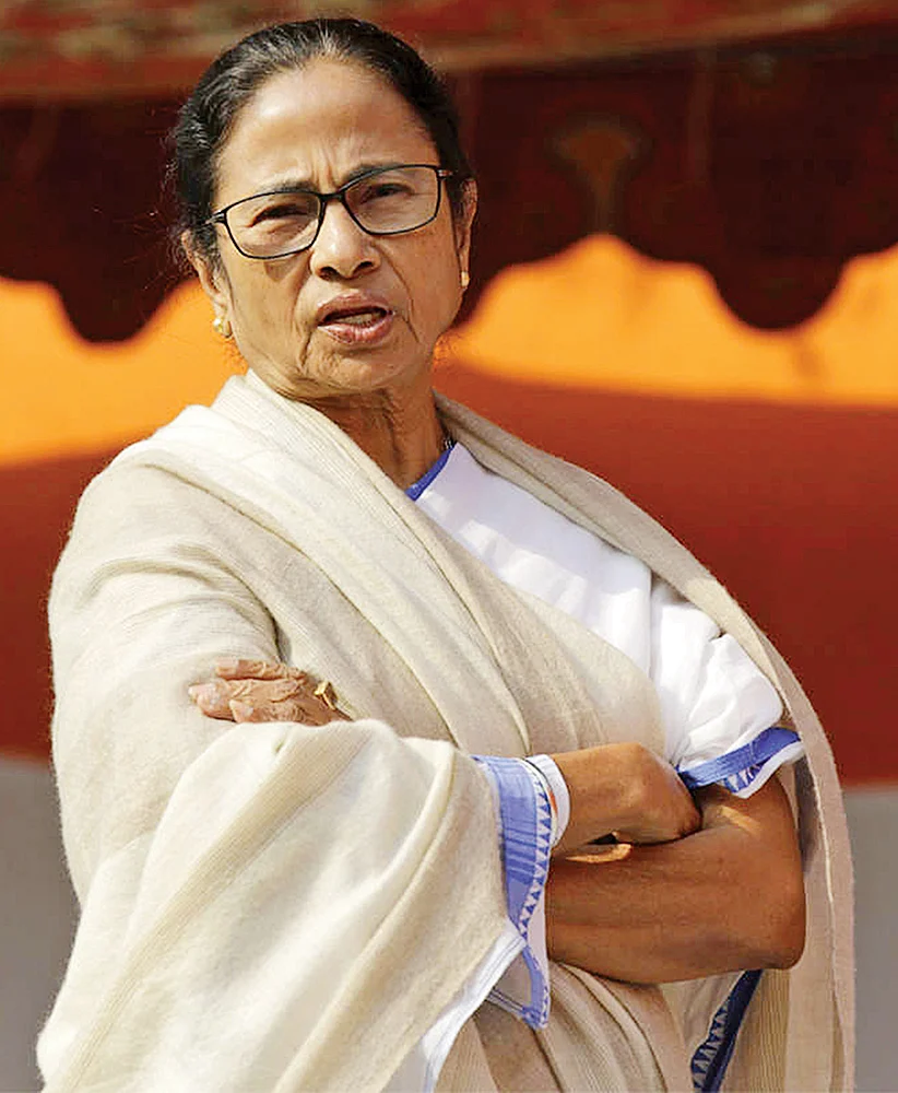 மகாராஷ்டிரா பாணியில் மேற்கு வங்கம்! - குறிவைக்கும் பா.ஜ.க... தப்பிப்பாரா மம்தா?