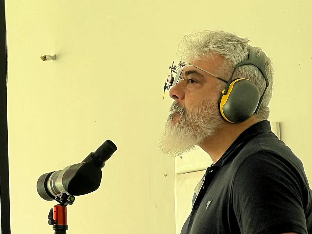 Ajith: துப்பாக்கி சுடும் போட்டி பதக்கங்களைக் குவித்த அஜித்; வென்ற பதக்கங்கள் இவைதான்!