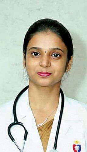 குழந்தையின்மை சிகிச்சை மருத்துவர் ரம்யா ரவி