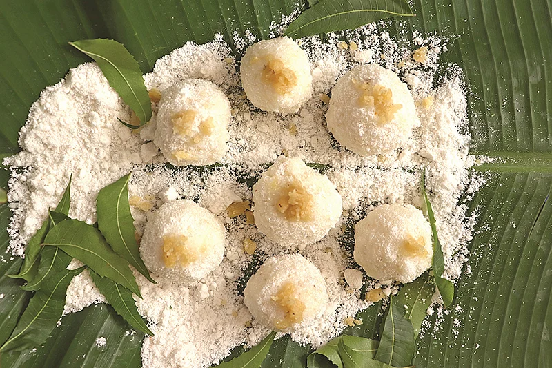 துள்ளு மாவு