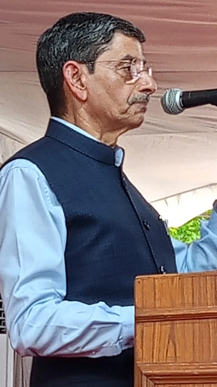 ``திராவிடன் என்ற வார்த்தையை முதன் முதலில் குறிப்பிட்டது ஆங்கிலேயர்கள்தான்!" - ஆளுநர் ஆர்.என்.ரவி