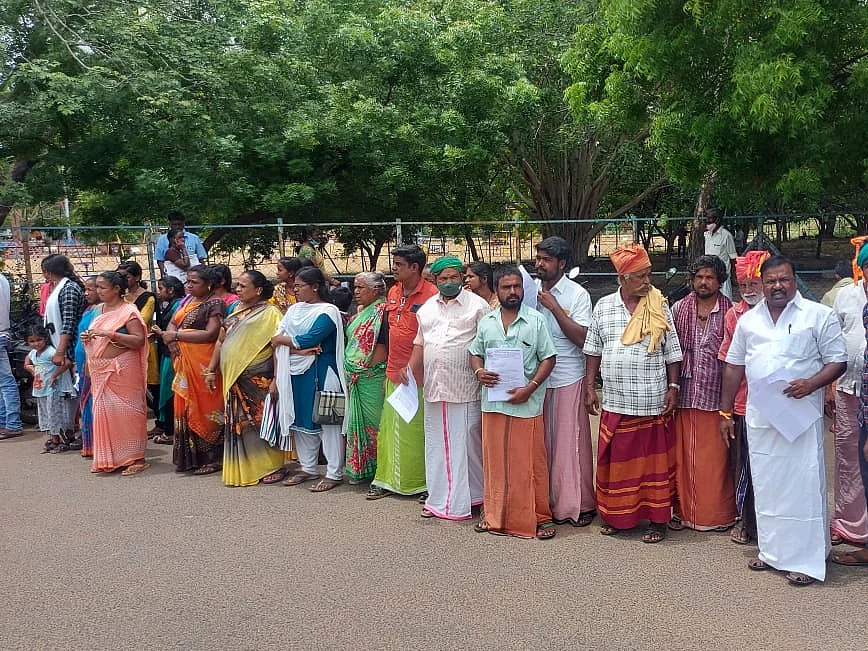 பெரம்பலூர்: ஆலைக்கு எதிரான போராட்டம்; ரெளடிகள் மீதான பிரிவில் வழக்கு - கொதிக்கும் நாடோடியின மக்கள்