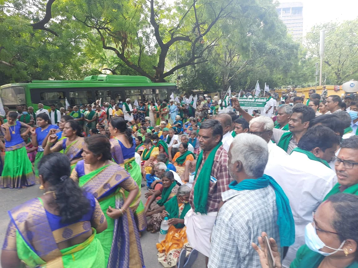 டெல்லியில் விழிப்புணர்வு