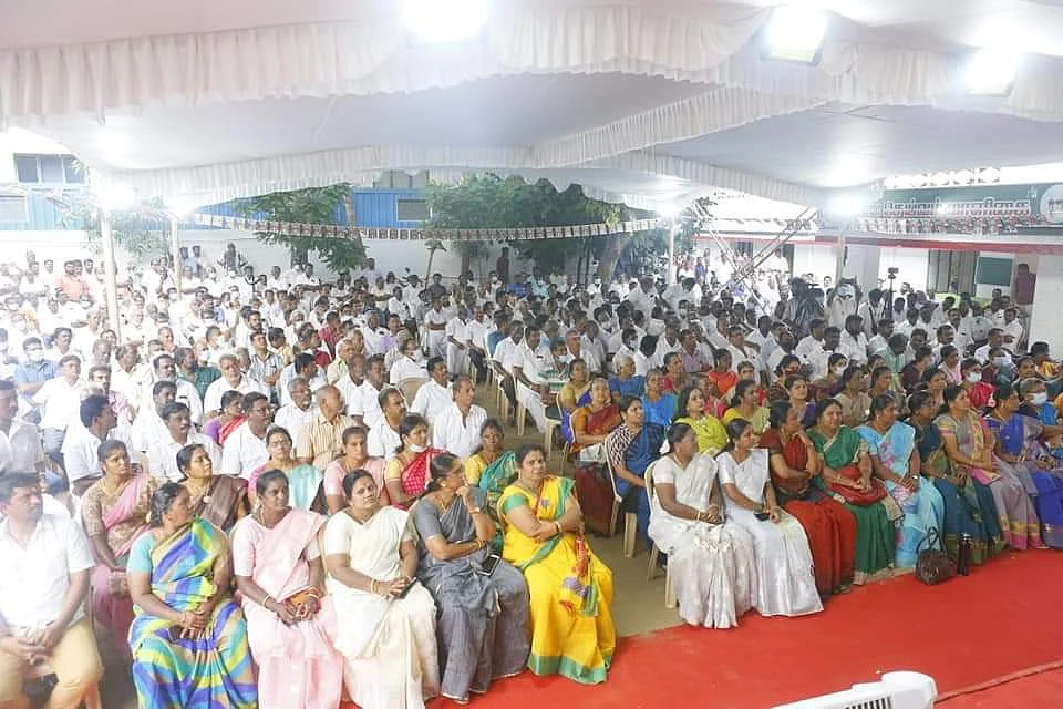 அதிமுக செயல்வீரர்கள் கூட்டம்