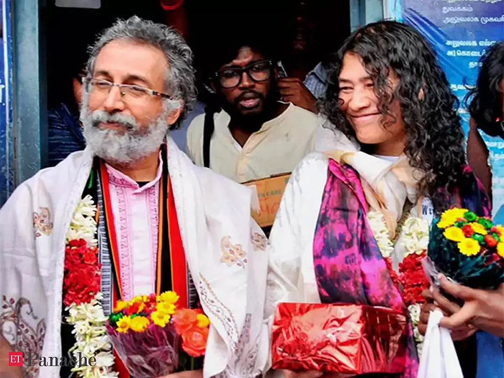 கணவருடன் திருமணத்தின்போது...