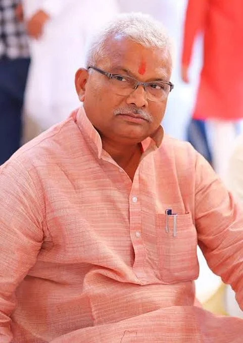 போலா யதவ்