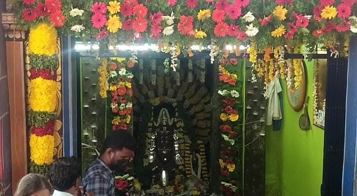 தேனி- குச்சனூர் சனீஸ்வரர் கோயில் ஆடித் திருவிழா கொடியேற்றத்துடன் தொடக்கம்!