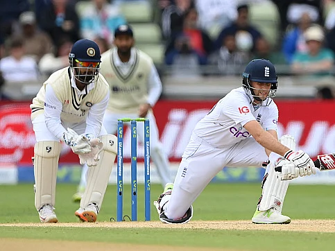 Cricket: சமநிலையற்ற LBW விதிமுறைகள்; ரவிச்சந்திரன் அஷ்வின் எழுப்பும் கேள்விகள் சரியா?