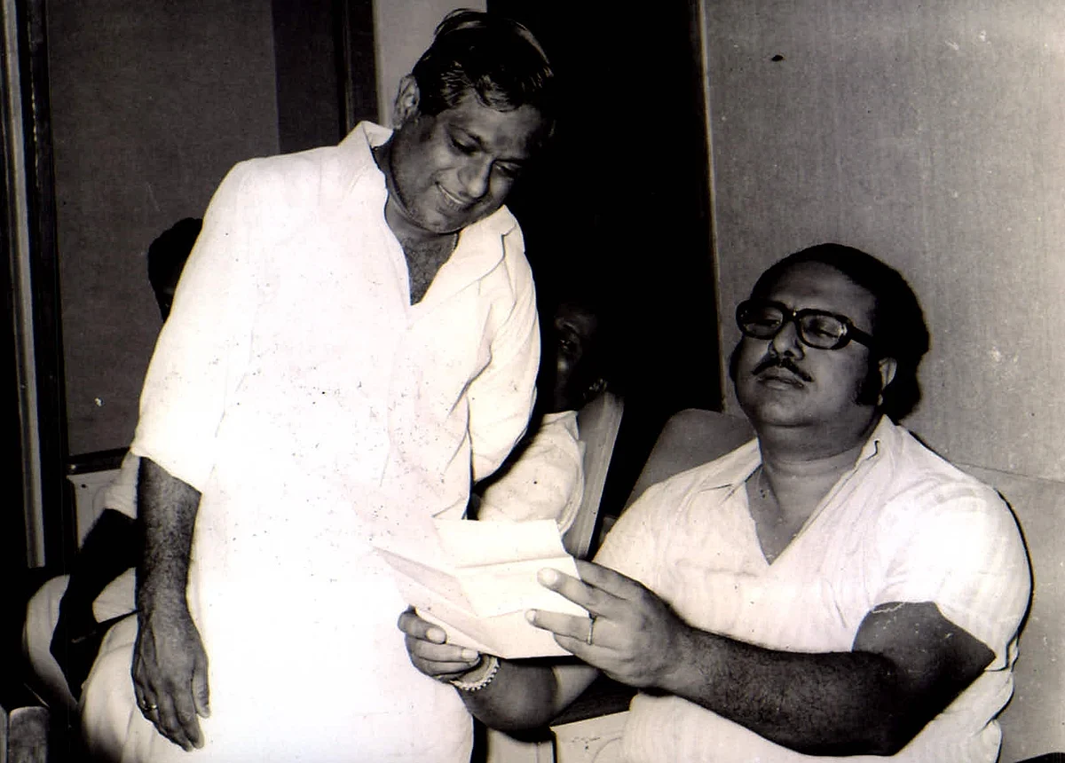 Naan Oru Rasigan - M.S.Viswanathan