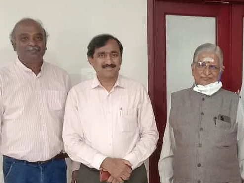பேராசிரியர் சுதாகர் , அறிவியலாளர் பொன்ராஜ் , பேராசிரியர்SP தியாகராஜன்