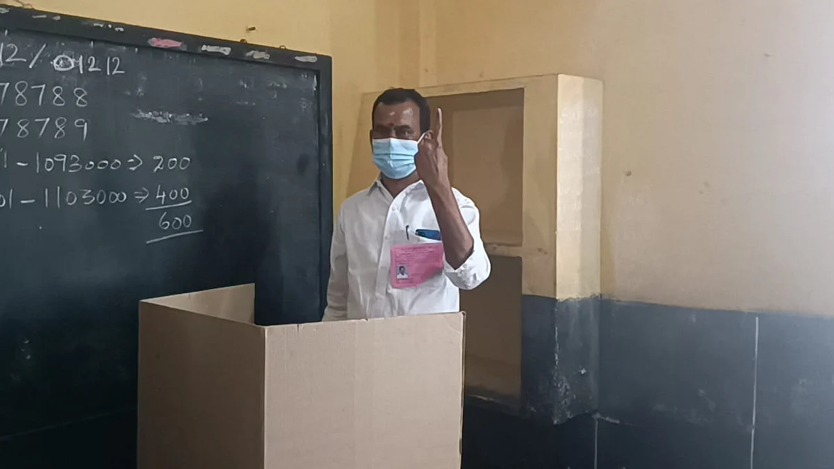 தேனி: அரசு நிலமோசடி வழக்கு; ஜாமீனில் வந்த அதிமுக முன்னாள் ஒ.செ., ஊராட்சித் தலைவர் பதவிக்குப் போட்டி